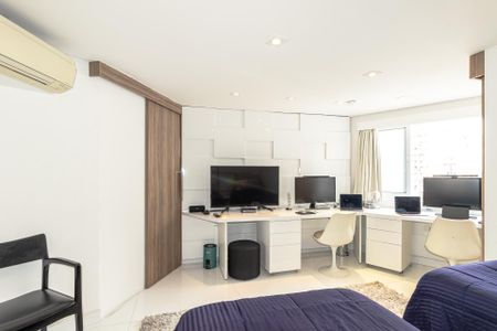 Apartamento à venda com 100m², 2 quartos e 1 vaga Apartamento à venda com 100m², 2 quartos e 1 vagaSuíte 2