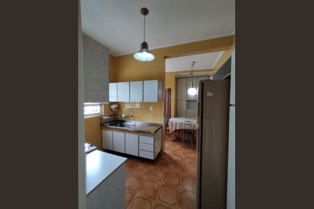 Apartamento à venda com 91m², 2 quartos e sem vaga Apartamento à venda com 91m², 2 quartos e sem vagaCozinha