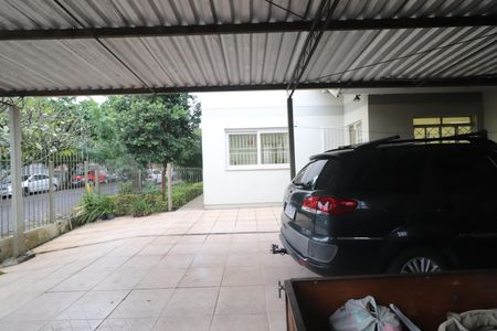 Casa à venda com 221m², 3 quartos e 4 vagasGaragem