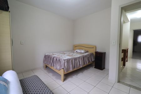 Casa à venda com 221m², 3 quartos e 4 vagasQuarto 01