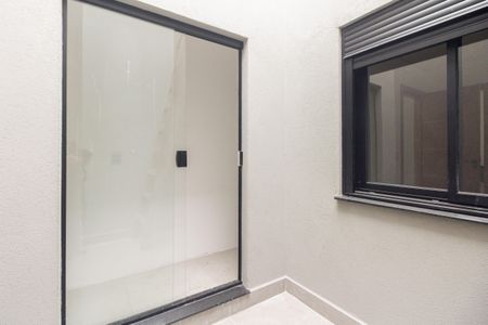 Casa à venda com 205m², 3 quartos e 4 vagas Casa à venda com 205m², 3 quartos e 4 vagasJardim de Inverno