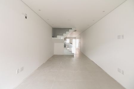 Casa à venda com 205m², 3 quartos e 4 vagas Casa à venda com 205m², 3 quartos e 4 vagasSala