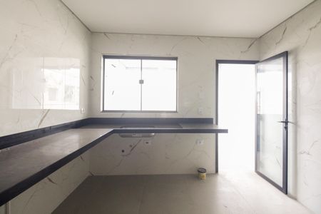 Casa à venda com 205m², 3 quartos e 4 vagas Casa à venda com 205m², 3 quartos e 4 vagasCozinha