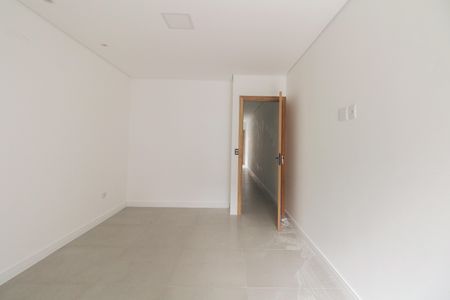 Casa à venda com 205m², 3 quartos e 4 vagasSuíte 1