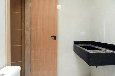 Casa à venda com 205m², 3 quartos e 4 vagasBanheiro Suíte 2