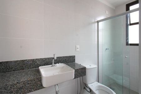 Apartamento à venda com 144m², 2 quartos e 2 vagasBanheiro da Suíte