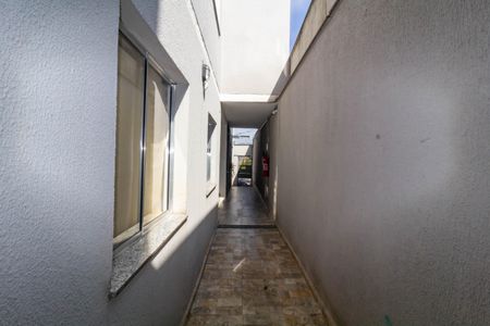 Apartamento à venda com 40m², 2 quartos e sem vaga Apartamento à venda com 40m², 2 quartos e sem vagaCorredor
