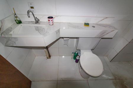 Apartamento à venda com 40m², 2 quartos e sem vaga Apartamento à venda com 40m², 2 quartos e sem vagaBanheiro