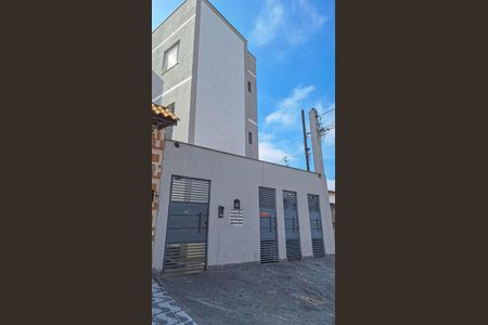 Apartamento à venda com 40m², 2 quartos e sem vaga Apartamento à venda com 40m², 2 quartos e sem vagaFachada