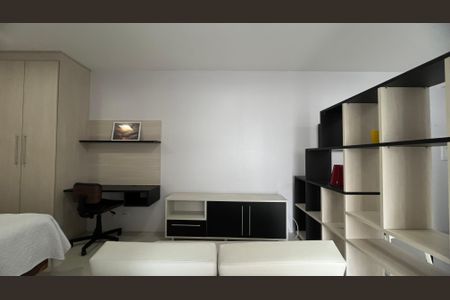 Studio à venda com 38m², 1 quarto e 1 vaga Studio à venda com 38m², 1 quarto e 1 vagaSala