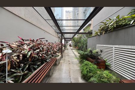 Studio à venda com 38m², 1 quarto e 1 vaga Studio à venda com 38m², 1 quarto e 1 vagaÁrea comum