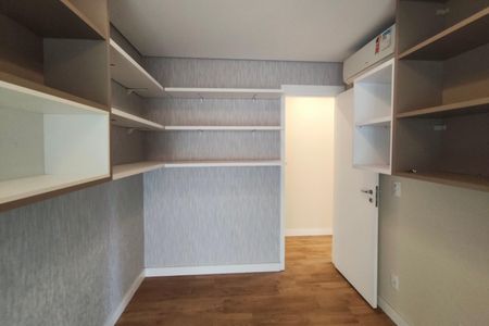 Apartamento à venda com 109m², 3 quartos e sem vagaQuarto 3 - Escritório