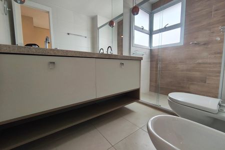 Apartamento à venda com 109m², 3 quartos e sem vagaBanheiro - Quarto 1