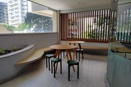 Apartamento à venda com 144m², 4 quartos e 2 vagas Apartamento à venda com 144m², 4 quartos e 2 vagasÁrea comum