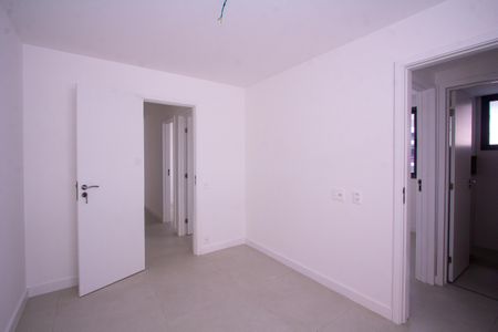 Apartamento à venda com 144m², 4 quartos e 2 vagas Apartamento à venda com 144m², 4 quartos e 2 vagasSuíte 2