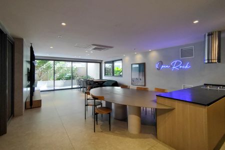 Apartamento à venda com 144m², 4 quartos e 2 vagas Apartamento à venda com 144m², 4 quartos e 2 vagasÁrea gourmet