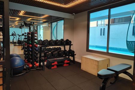 Apartamento à venda com 144m², 4 quartos e 2 vagas Apartamento à venda com 144m², 4 quartos e 2 vagasÁrea comum - Academia