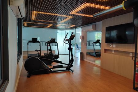 Apartamento à venda com 144m², 4 quartos e 2 vagas Apartamento à venda com 144m², 4 quartos e 2 vagasÁrea comum - Academia