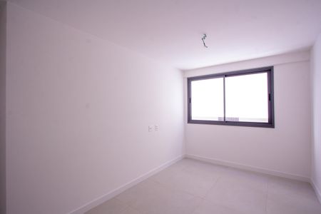 Apartamento à venda com 144m², 4 quartos e 2 vagas Apartamento à venda com 144m², 4 quartos e 2 vagasSuíte 3