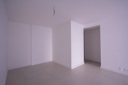 Apartamento à venda com 144m², 4 quartos e 2 vagas Apartamento à venda com 144m², 4 quartos e 2 vagasSala