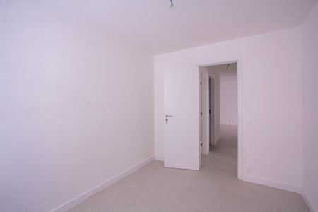 Apartamento à venda com 144m², 4 quartos e 2 vagas Apartamento à venda com 144m², 4 quartos e 2 vagasSuíte 2