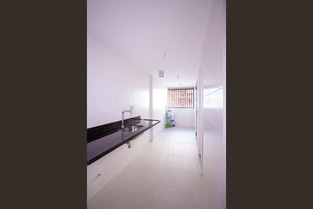 Apartamento à venda com 144m², 4 quartos e 2 vagas Apartamento à venda com 144m², 4 quartos e 2 vagasCozinha