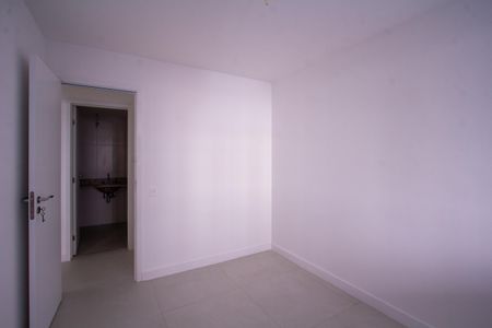 Apartamento à venda com 144m², 4 quartos e 2 vagas Apartamento à venda com 144m², 4 quartos e 2 vagasQuarto 1