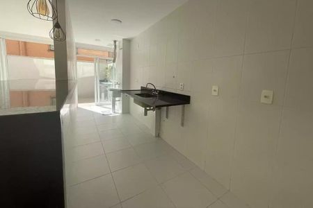 Apartamento à venda com 102m², 2 quartos e 1 vaga