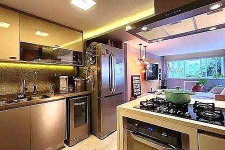 Apartamento à venda com 142m², 3 quartos e 1 vaga