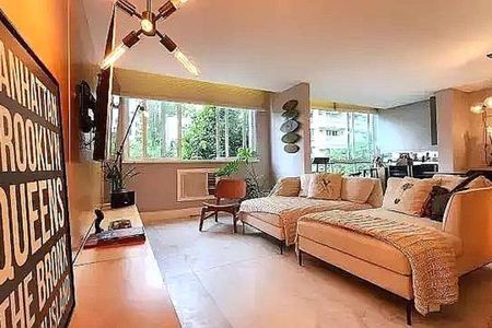 Apartamento à venda com 142m², 3 quartos e 1 vaga