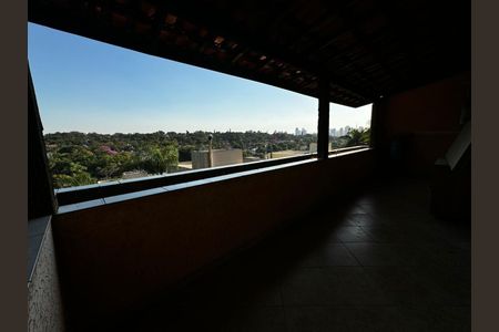 Casa à venda com 500m², 3 quartos e 6 vagas