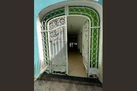 Casa à venda com 500m², 3 quartos e 6 vagas