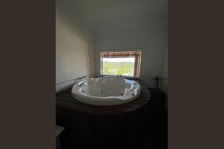 Casa à venda com 500m², 3 quartos e 6 vagas