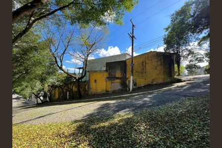 Casa à venda com 500m², 3 quartos e 6 vagas