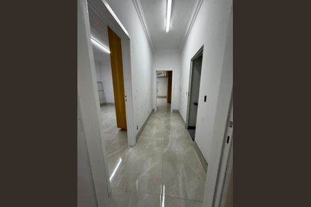 Casa à venda com 500m², 3 quartos e 6 vagas