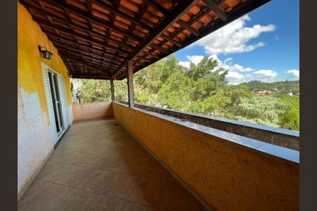 Casa à venda com 500m², 3 quartos e 6 vagas