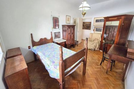 Apartamento à venda com 177m², 4 quartos e 1 vaga