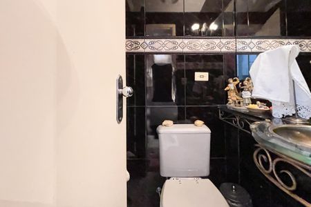 Apartamento à venda com 124m², 4 quartos e 2 vagas Apartamento à venda com 124m², 4 quartos e 2 vagasLavabo