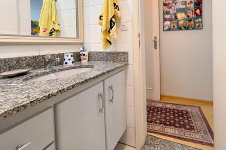 Apartamento à venda com 124m², 4 quartos e 2 vagas Apartamento à venda com 124m², 4 quartos e 2 vagasBanheiro - Suíte 1