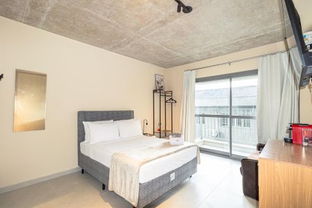 Studio à venda com 30m², 1 quarto e sem vaga Studio à venda com 30m², 1 quarto e sem vagaStudio