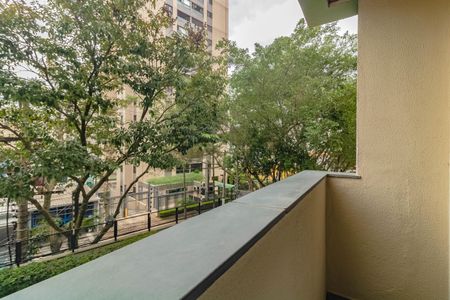 Apartamento à venda com 39m², 1 quarto e 1 vaga Apartamento à venda com 39m², 1 quarto e 1 vagaVaranda