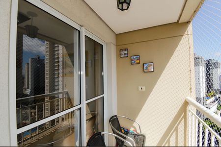 Apartamento à venda com 47m², 2 quartos e 1 vaga Apartamento à venda com 47m², 2 quartos e 1 vagaSacada