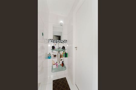 Apartamento à venda com 47m², 2 quartos e 1 vaga Apartamento à venda com 47m², 2 quartos e 1 vagaBanheiro