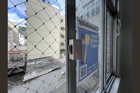 Apartamento à venda com 87m², 2 quartos e sem vaga Apartamento à venda com 87m², 2 quartos e sem vagaPlaquinha