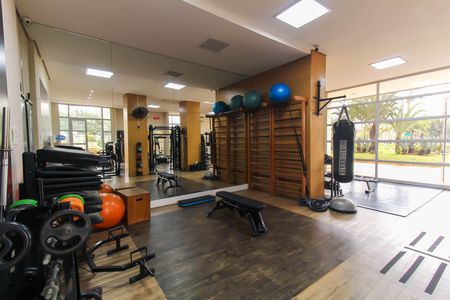 Apartamento para alugar com 122m², 3 quartos e 2 vagas Apartamento para alugar com 122m², 3 quartos e 2 vagasÁrea comum - Academia