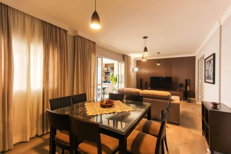 Apartamento para alugar com 122m², 3 quartos e 2 vagas Apartamento para alugar com 122m², 3 quartos e 2 vagasSala