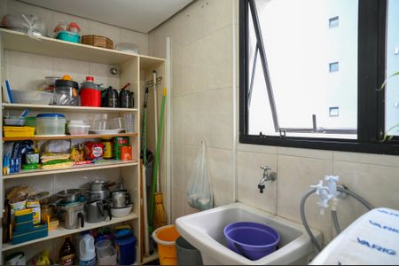 Apartamento à venda com 72m², 3 quartos e 1 vaga Apartamento à venda com 72m², 3 quartos e 1 vagaÁrea de Serviço