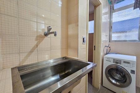 Apartamento para alugar com 110m², 3 quartos e 1 vaga Apartamento para alugar com 110m², 3 quartos e 1 vagaÁrea de serviço