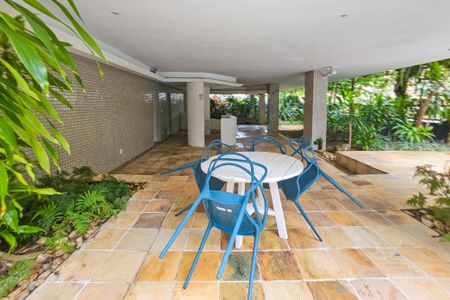 Apartamento para alugar com 110m², 3 quartos e 1 vaga Apartamento para alugar com 110m², 3 quartos e 1 vagaÁrea de Lazer