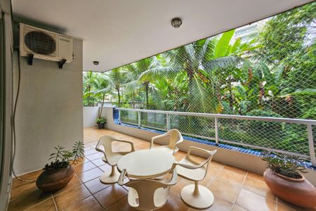 Apartamento para alugar com 110m², 3 quartos e 1 vaga Apartamento para alugar com 110m², 3 quartos e 1 vagaVaranda